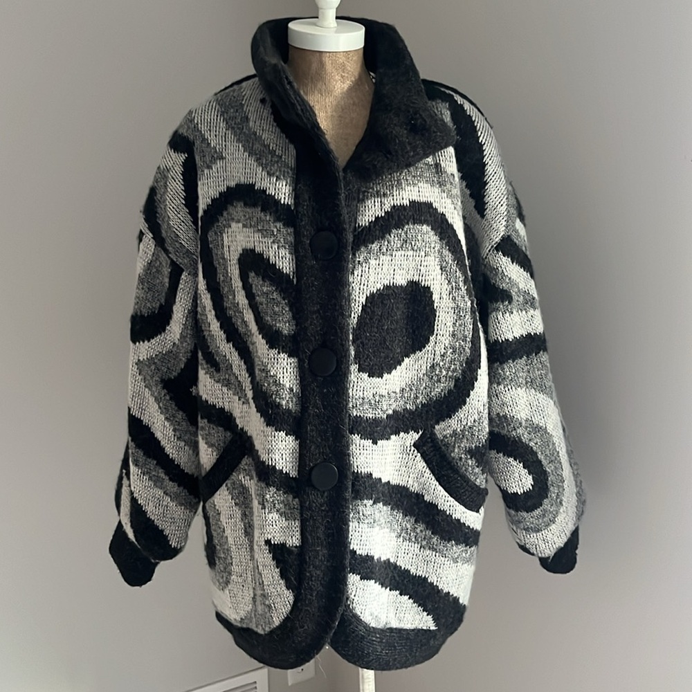 Vintage GALLERY Abstract Swirl Knit Coat Jacket Medium - Picture 9 of 11